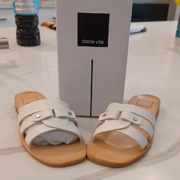 DOLCE VITA CALT WOMEN'S SZ 6.5 SANDALS NWB - Picture 1 of 7